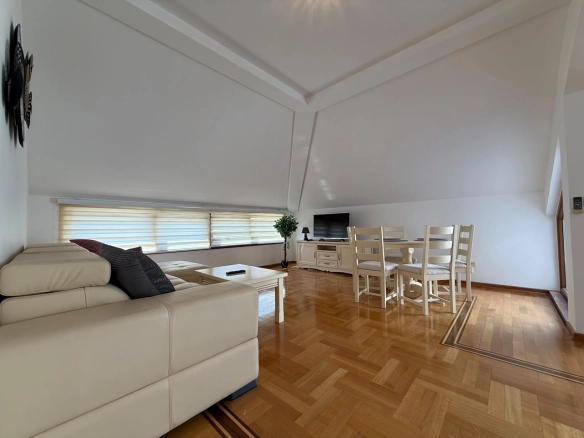 Dvosoban stan 108 m² – Rozino, Budva — fotografija 2