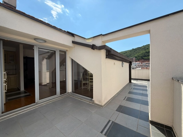 Dvosoban stan 108 m² – Rozino, Budva — fotografija 9