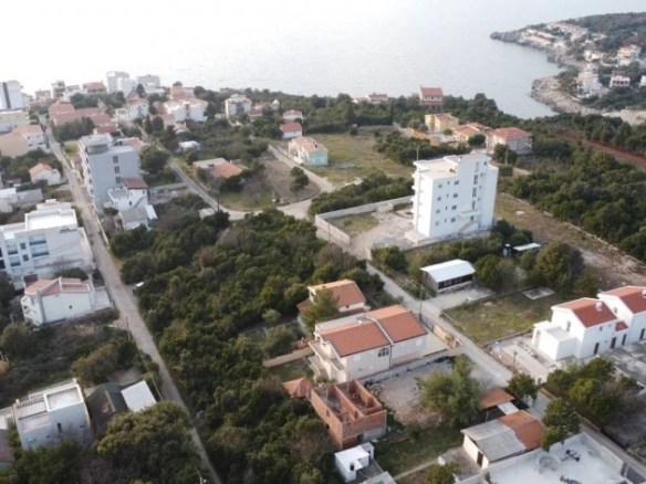 Urbanizovan plac u Hladnoj Uvali
