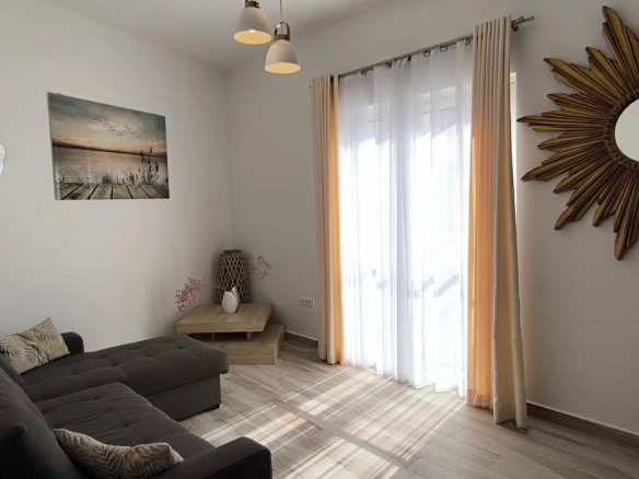 Garsonjera u novom kompleksu u Bečićima
