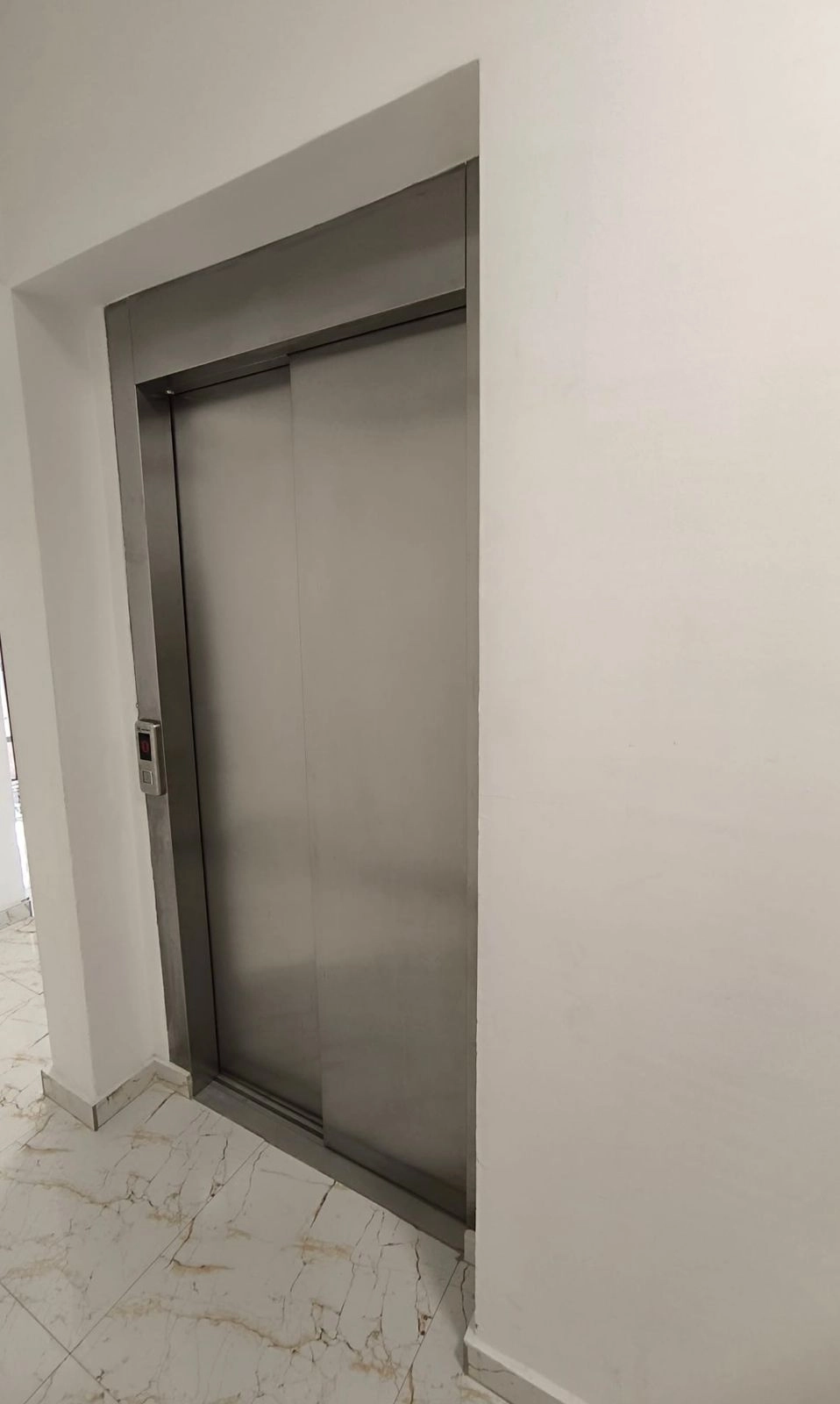 Garsonjera-u-novom-kompleksu-u-Becicima-Budva-2 Garsonjera 35 m² – Bečići, Budva — fotografija 3