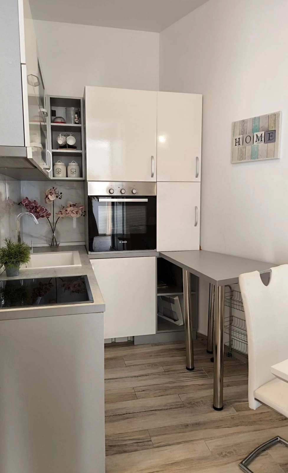 Garsonjera-u-novom-kompleksu-u-Becicima-Budva-5 Garsonjera 35 m² – Bečići, Budva — fotografija 6
