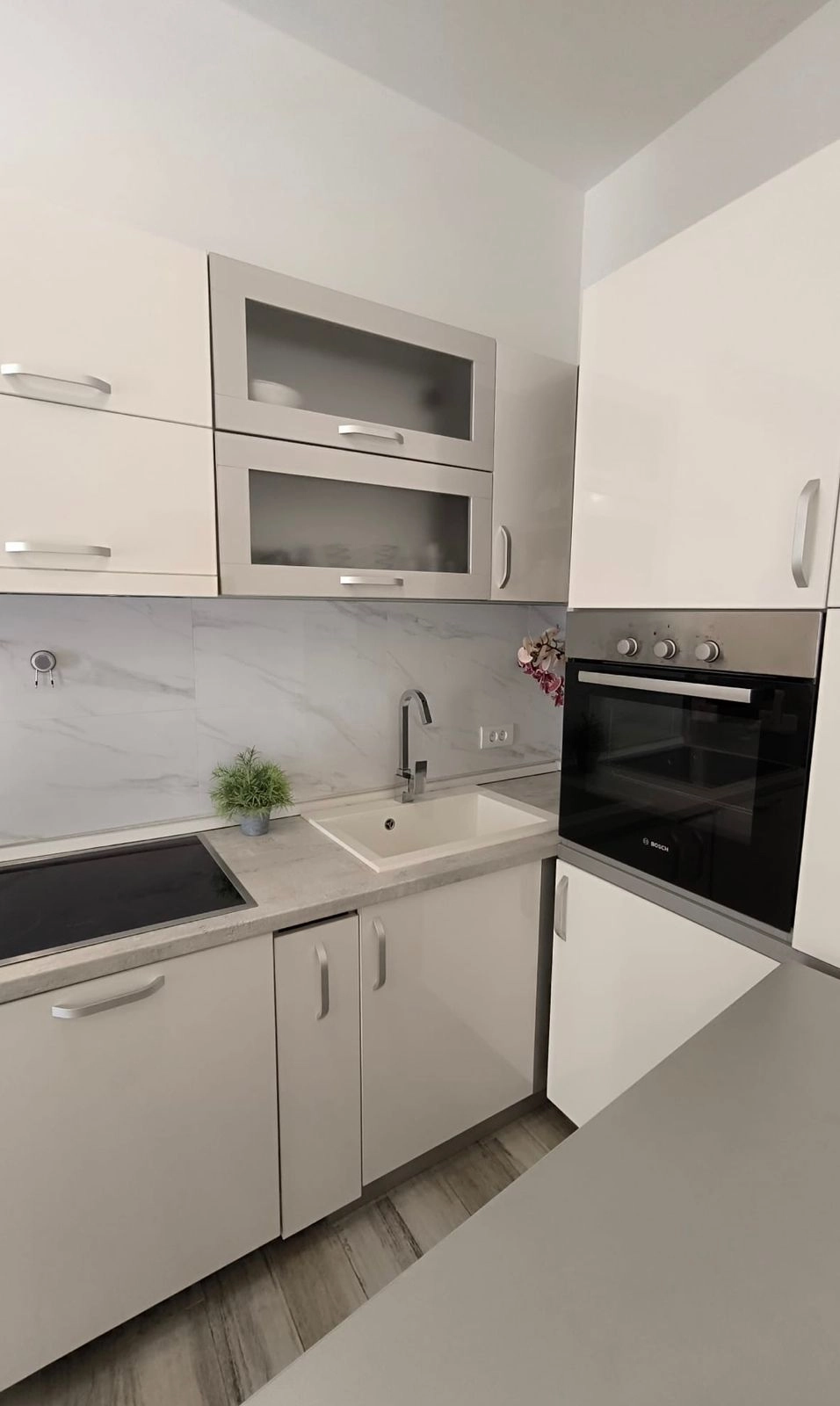 Garsonjera-u-novom-kompleksu-u-Becicima-Budva-11 Garsonjera 35 m² – Bečići, Budva — fotografija 12