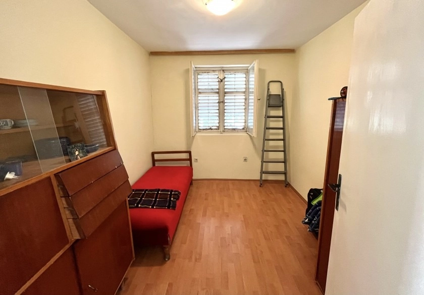 Kuca-sa-dvoristem-i-terasom-u-Susnju-Bar-7 Kuća 80 m² – Šušanj, Bar — fotografija 8
