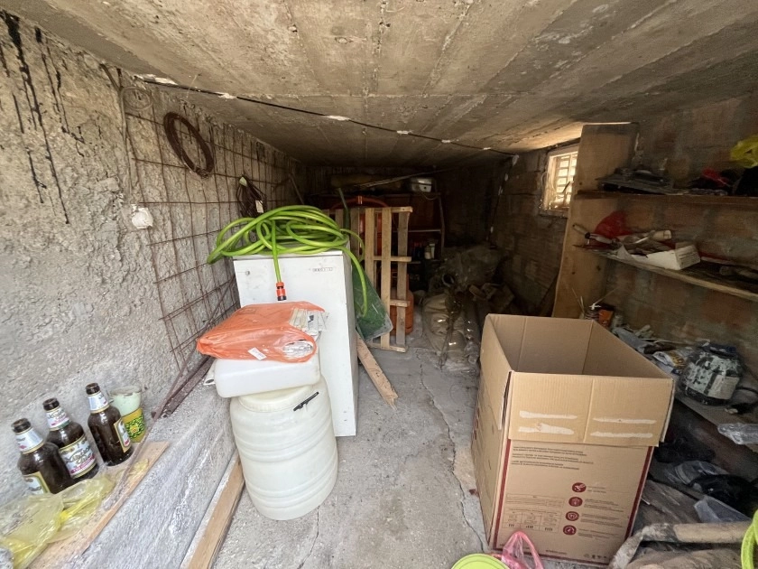 Kuca-sa-dvoristem-i-terasom-u-Susnju-Bar-9 Kuća 80 m² – Šušanj, Bar — fotografija 10