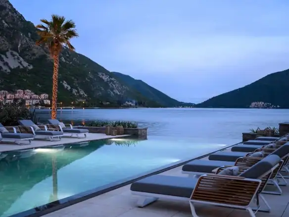 Trosoban stan 182 m² – Risan, Kotor — fotografija 21
