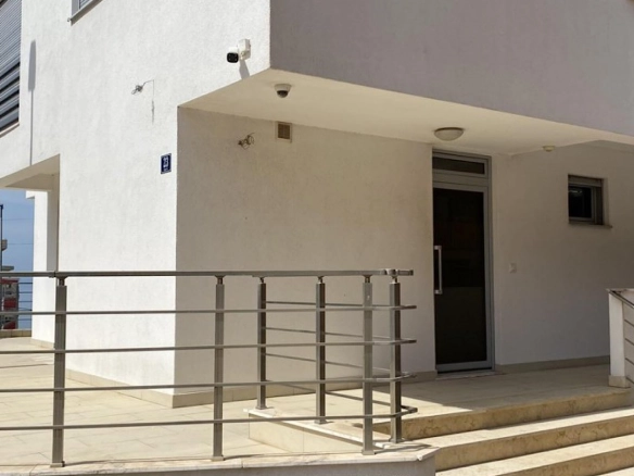 Poslovni prostor 53 m² – Dobra Voda, Bar — fotografija 4