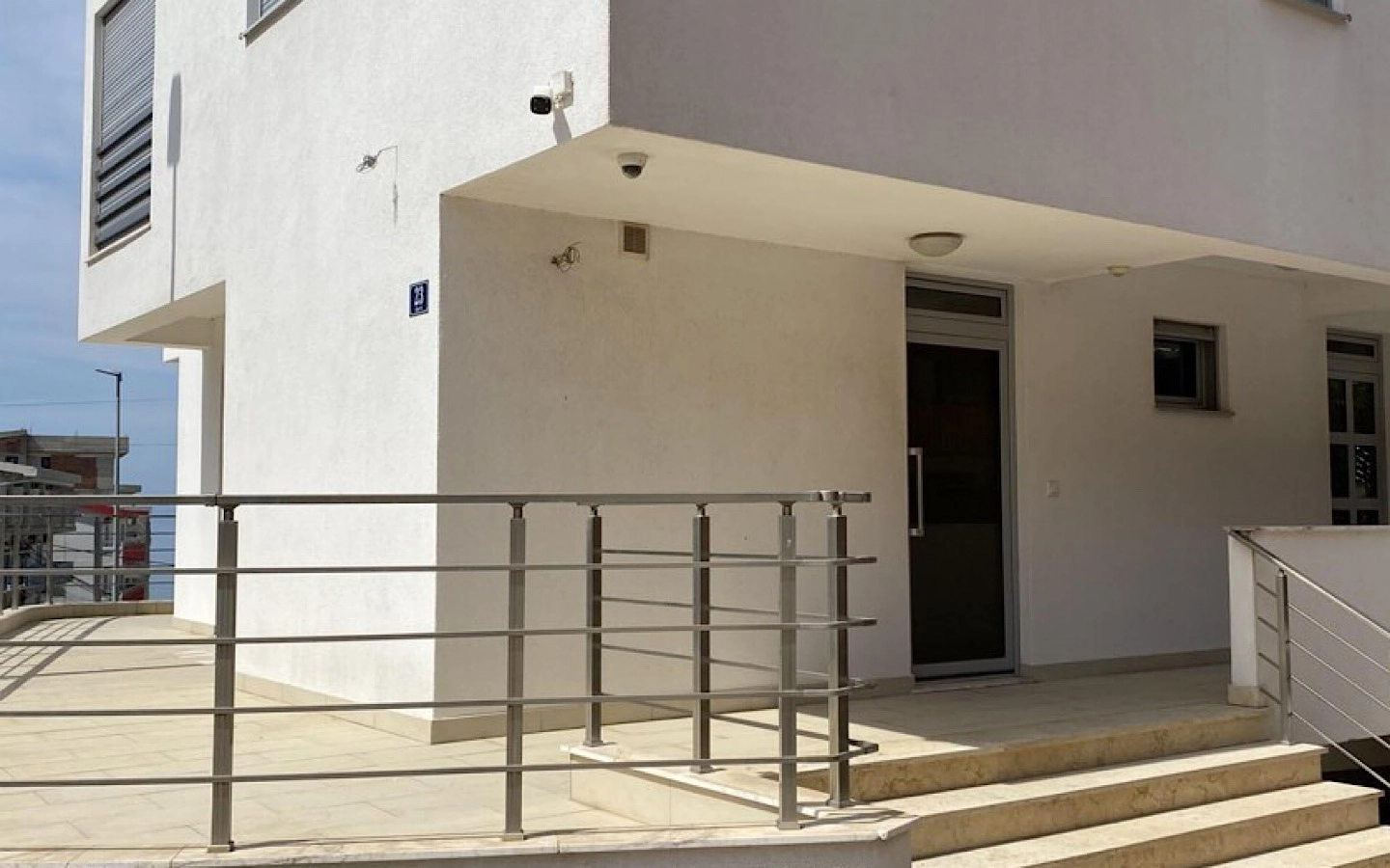 Poslovni prostor 53 m² – Dobra Voda, Bar — fotografija 4