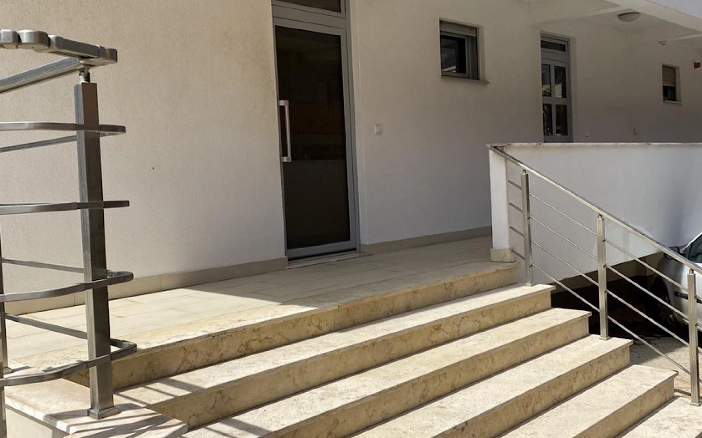 Poslovni prostor 53 m² – Dobra Voda, Bar — fotografija 6