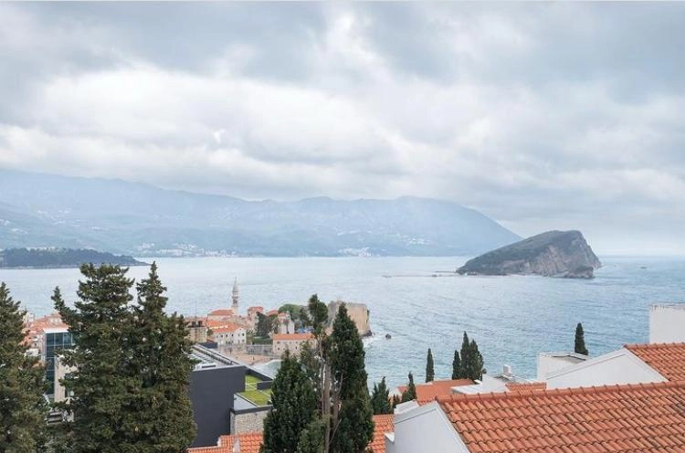 Jednosoban-stan-sa-pogledom-na-more-Gospostina-Budva-5 Jednosoban stan 45 m² – Gospoština, Budva — fotografija 6