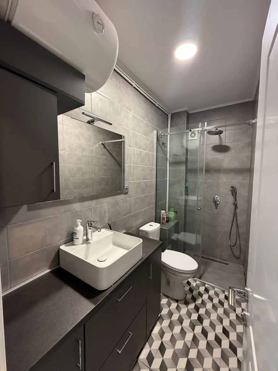 Jednosoban-stan-sa-pogledom-na-more-Gospostina-Budva-12 Jednosoban stan 45 m² – Gospoština, Budva — fotografija 13