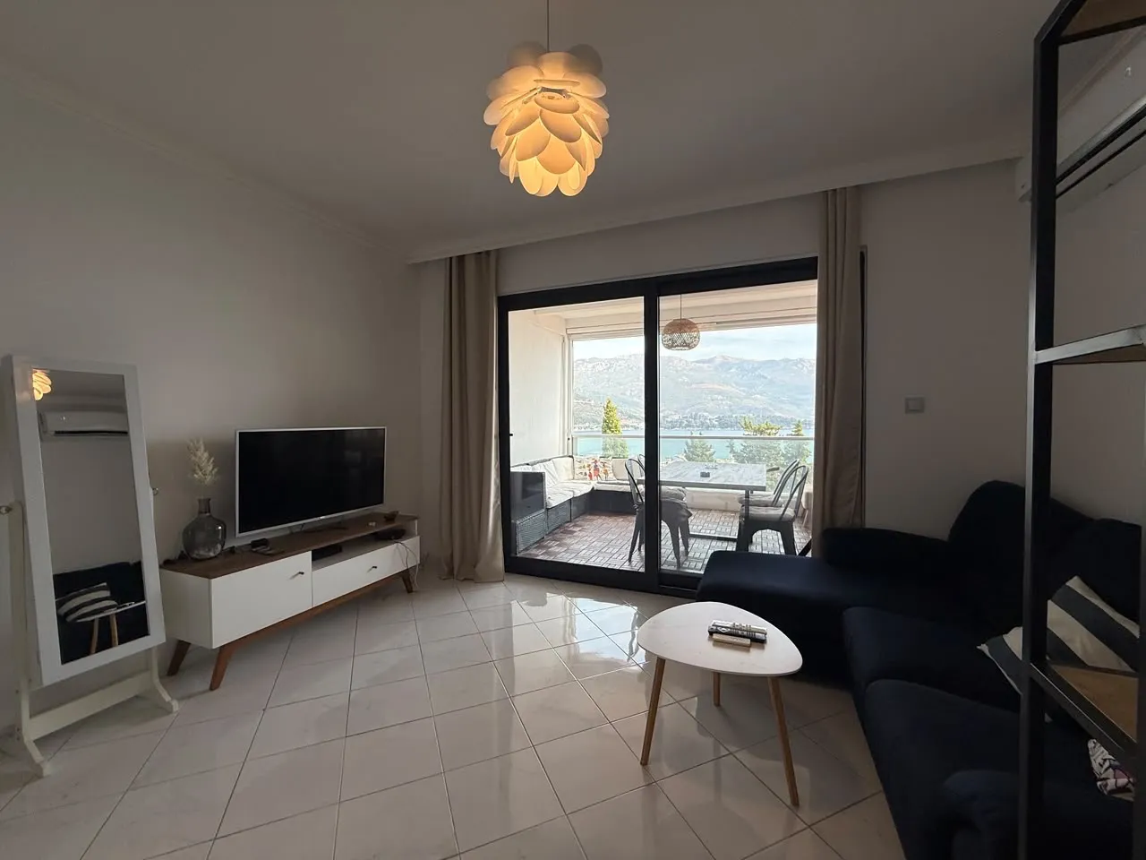 Jednosoban-stan-sa-pogledom-na-more-Gospostina-Budva-14 Jednosoban stan 45 m² – Gospoština, Budva — fotografija 15