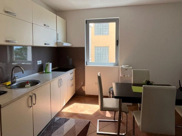 Izdavanje: Jednosoban stan 70 m² – Dobra Voda, Bar — fotografija 6
