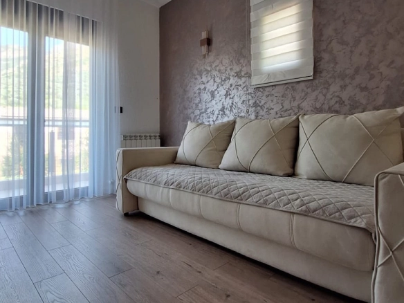 Izdavanje: Kuća 250 m² – Bartula, Bar — fotografija 7