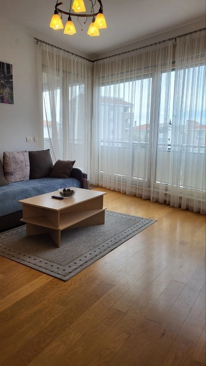 Jednosoban-stan-sa-pogledom-na-more-Becici-Budva-2 Jednosoban stan 52 m² – Bečići, Budva — fotografija 3