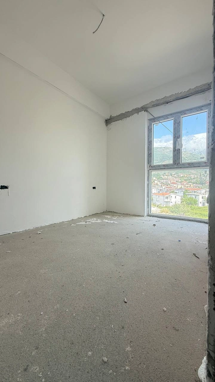 Dvosoban stan 60 m² – Bar — fotografija 4