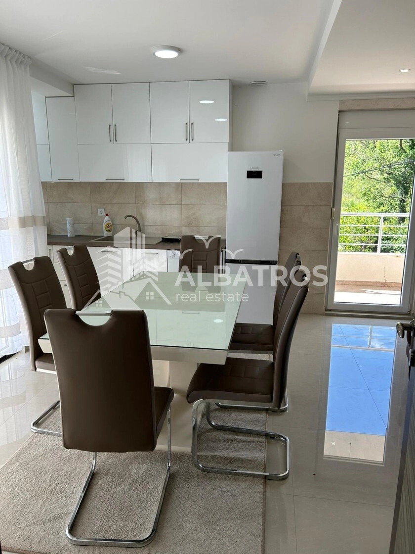 Izdavanje: Trosoban stan 138 m² – Bar — fotografija 6