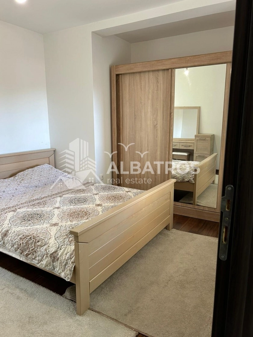 Izdavanje: Trosoban stan 138 m² – Bar — fotografija 8