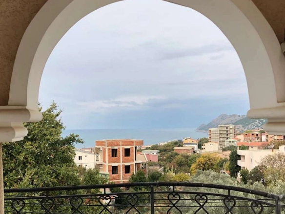 Kuća 255 m² – Dobra Voda, Bar — fotografija 4