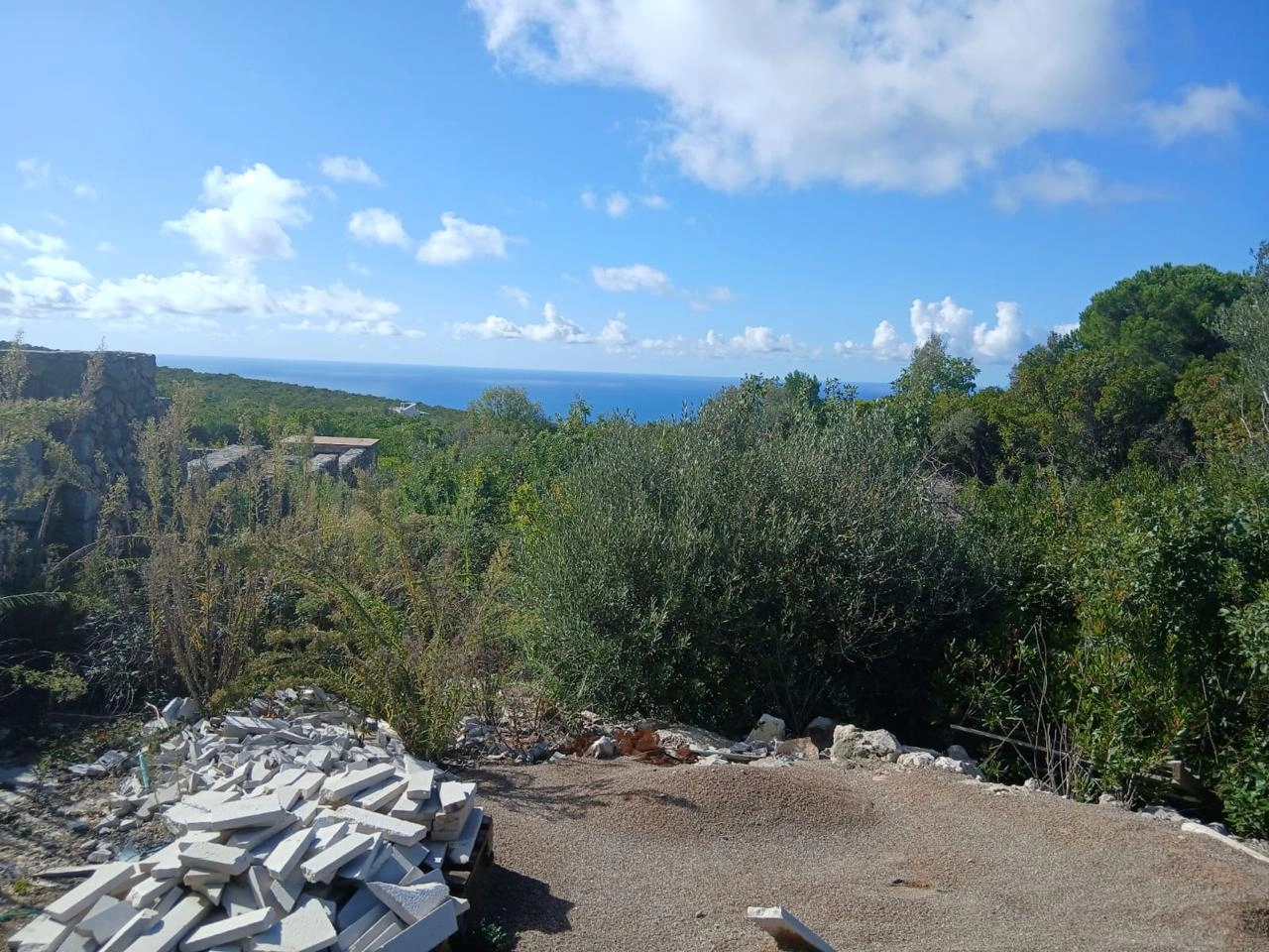 Urbanizovan-plac-sa-pogledom-na-more-Zagora-Budva-2 Plac 2.000 m² – Budva — fotografija 3
