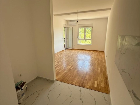 Jednosoban stan 44 m² – Lazi, Budva — fotografija 12