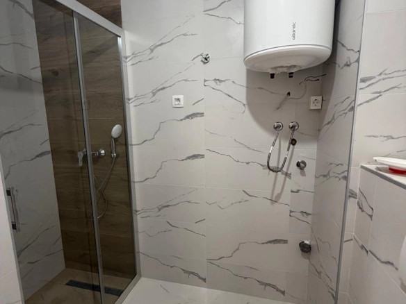 Jednosoban stan 44 m² – Lazi, Budva — fotografija 14