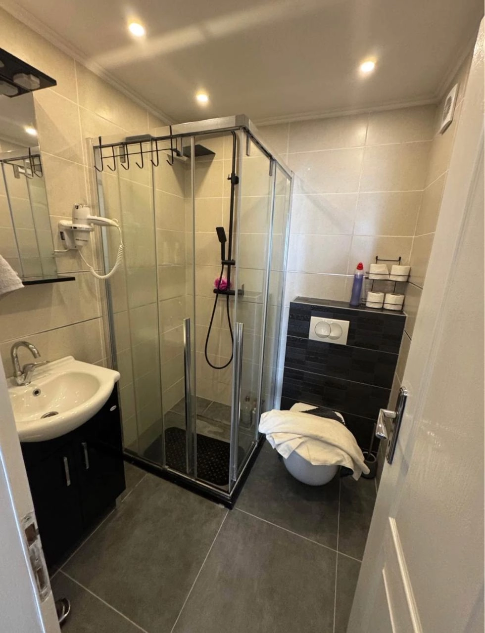 Dvosoban-stan-sa-terasom-u-Prznu-Budva-17 Dvosoban stan 76 m² – Pržno, Budva — fotografija 18