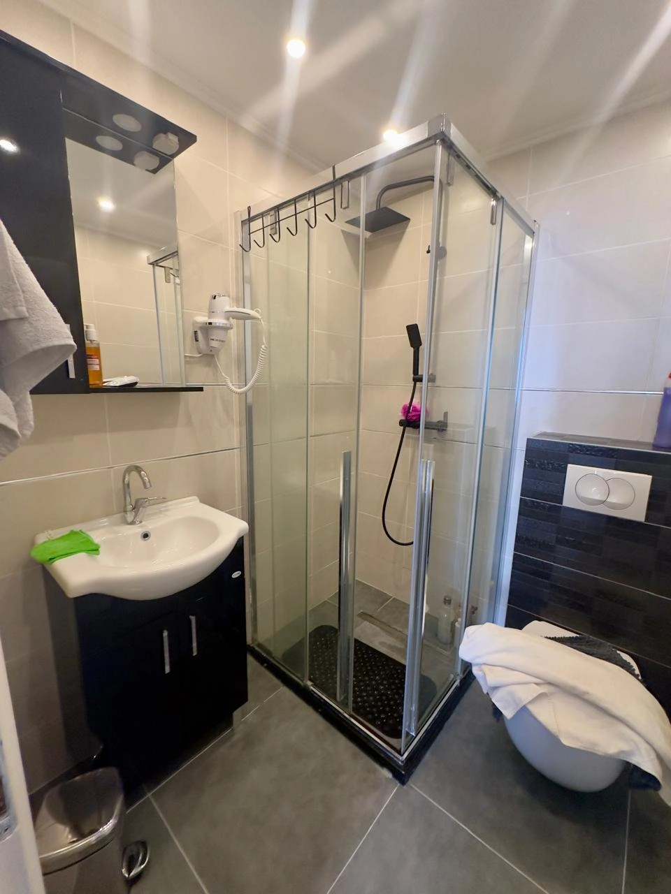 Dvosoban-stan-sa-terasom-u-Prznu-Budva-18 Dvosoban stan 76 m² – Pržno, Budva — fotografija 19