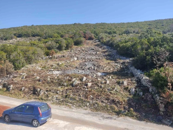 Plac 1.130 m² – Kotor — fotografija 3