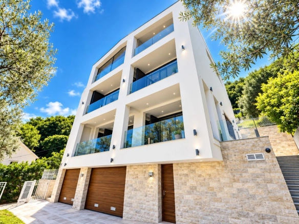 Kuća 664 m² – Stoliv, Kotor