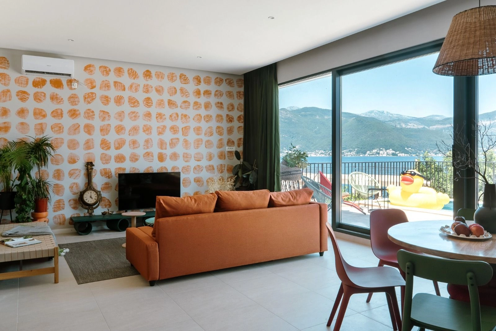 075fa5bc-6cf0-4595-afb4-c8998ee65909 Izdavanje: Kuća 200 m² – Krašići, Tivat — fotografija 13