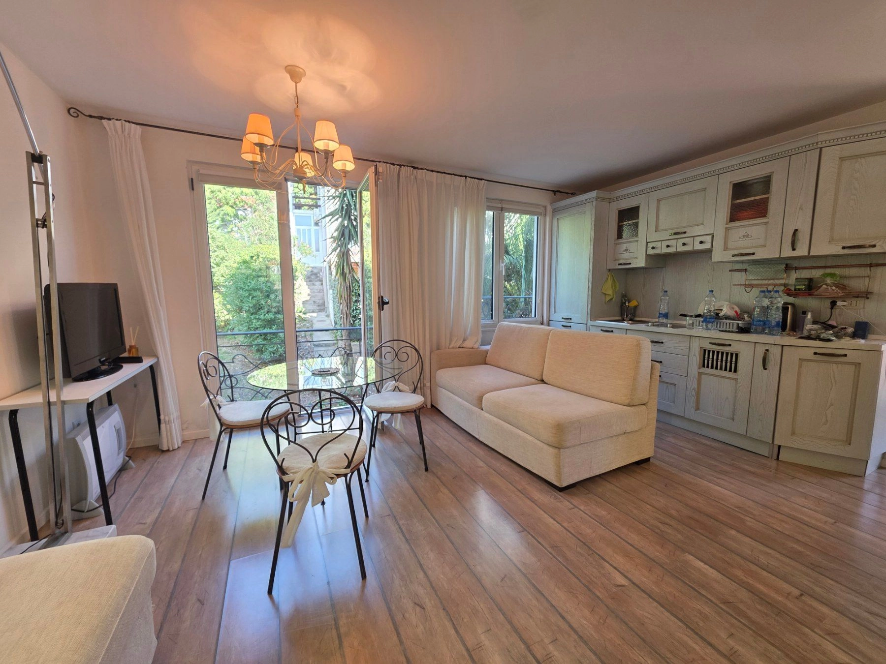 bc375de2-1e90-47e2-93f6-36cee24d280f Garsonjera 31 m² – Podkošljun, Budva — fotografija 3