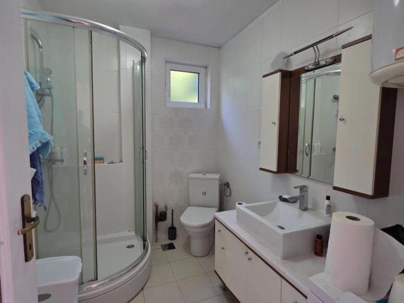 Garsonjera 31 m² – Podkošljun, Budva — fotografija 13
