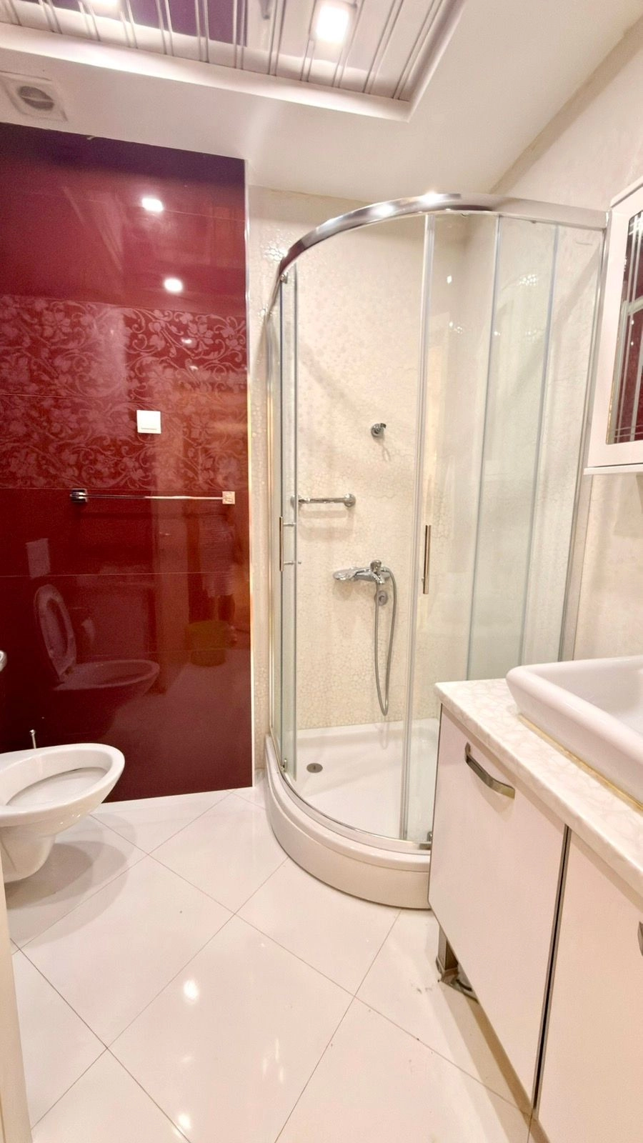 0898264e-a3a0-43bc-9cf6-435cd4d4ff91 Izdavanje: Dvosoban stan 87 m² – Rozino, Budva — fotografija 11