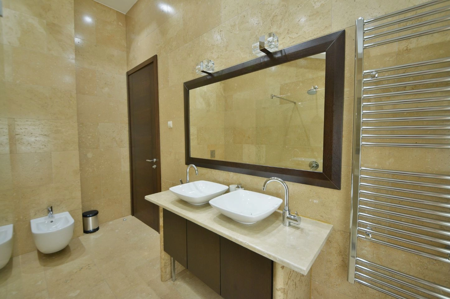 cb4646a2-ead8-42e8-b8ca-cfe9793f31db Trosoban stan 218 m² – Budva — fotografija 19