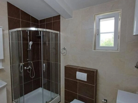 Izdavanje: Dvosoban stan 76 m² – Bjeliši, Bar — fotografija 4