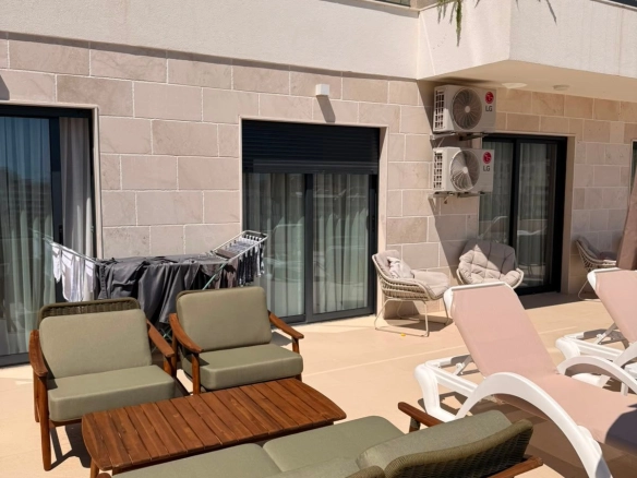 Izdavanje: Jednosoban stan 43 m² – Dubovica, Budva — fotografija 12