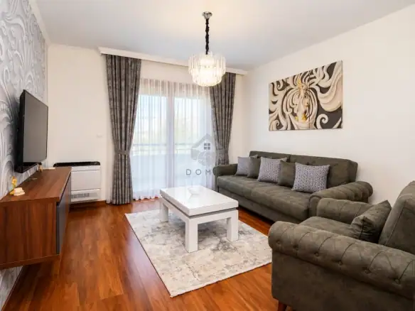 Dvosoban stan 70 m²