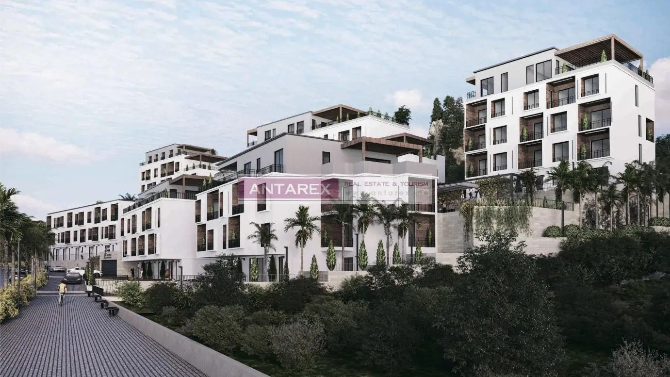 Trosoban-penthaus-sa-krovnom-terasom-Tivat-1 Trosoban stan 106 m² – Tivat — fotografija 2