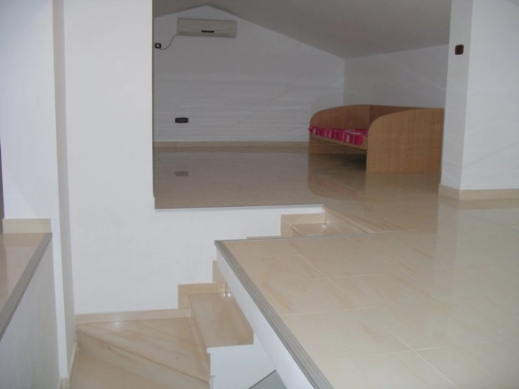 Trosoban stan 233 m² – Rafailovići, Budva — fotografija 6