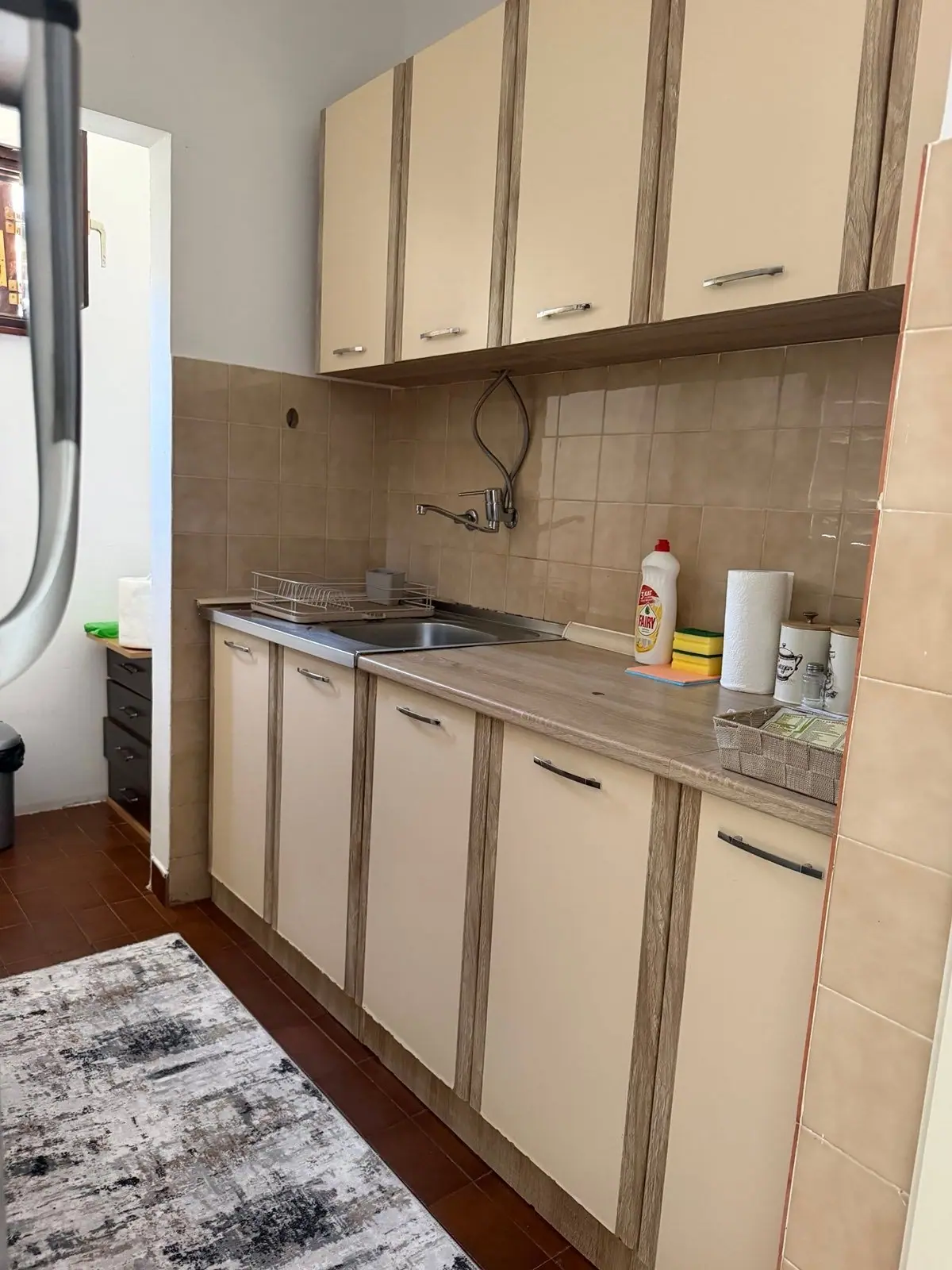 Opremljen jednosoban stan u Maslinjaku, Budva — fotografija 5
