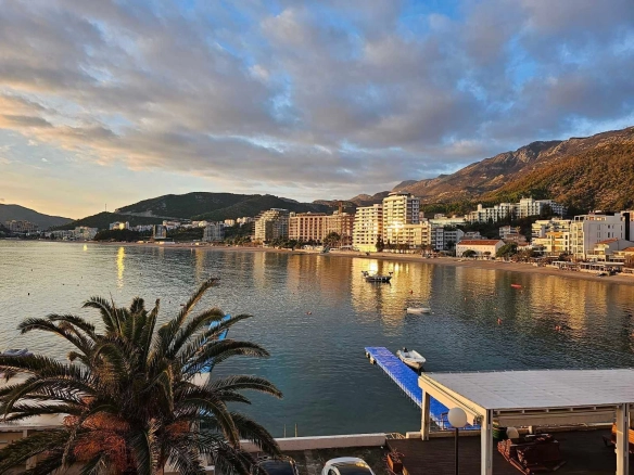 Dvosoban stan 96 m² – Rafailovići, Budva — fotografija 3