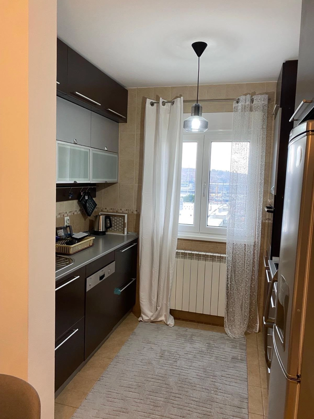 Dvosoban stan 76 m² – Bar — fotografija 5