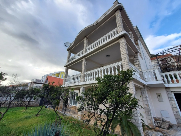 Hotel u Bijeloj