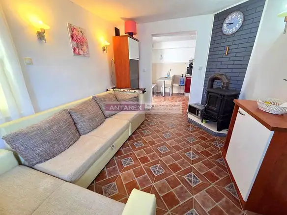 Izdavanje: Kuća 100 m² – Bijela, Herceg Novi — fotografija 2