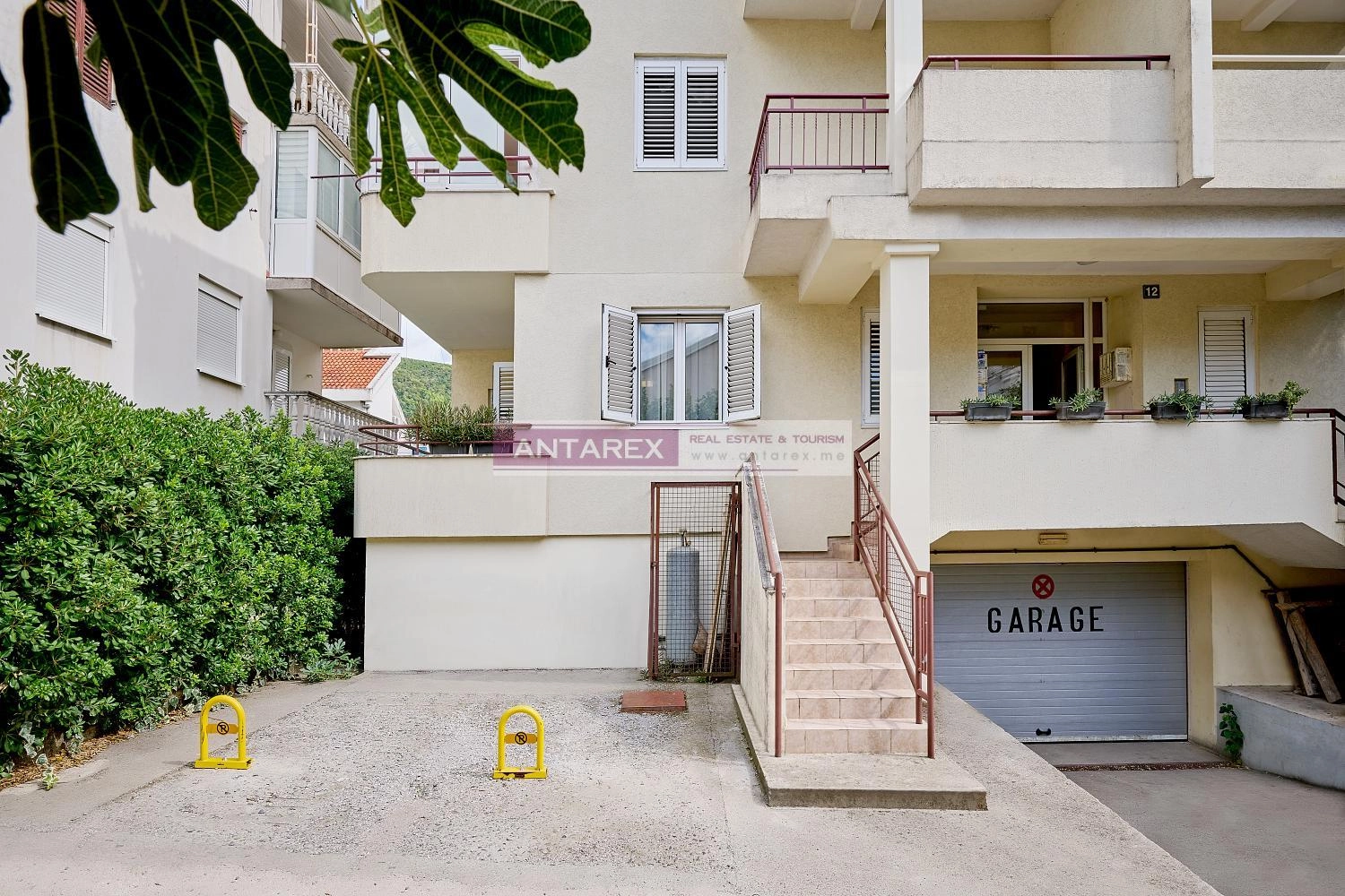 Dvosoban-stan-sa-garazom-u-centru-Budve-13 Dvosoban stan 62 m² – Budva — fotografija 14