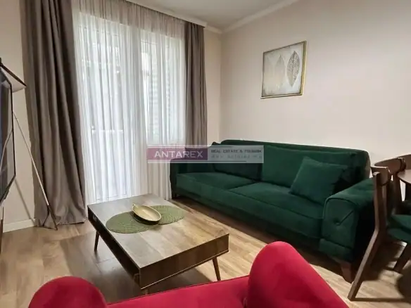 Dvosoban stan u centru Bara
