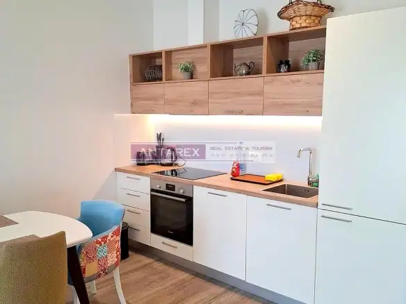 Izdavanje: Jednosoban stan 54 m² – Radovići, Tivat — fotografija 4