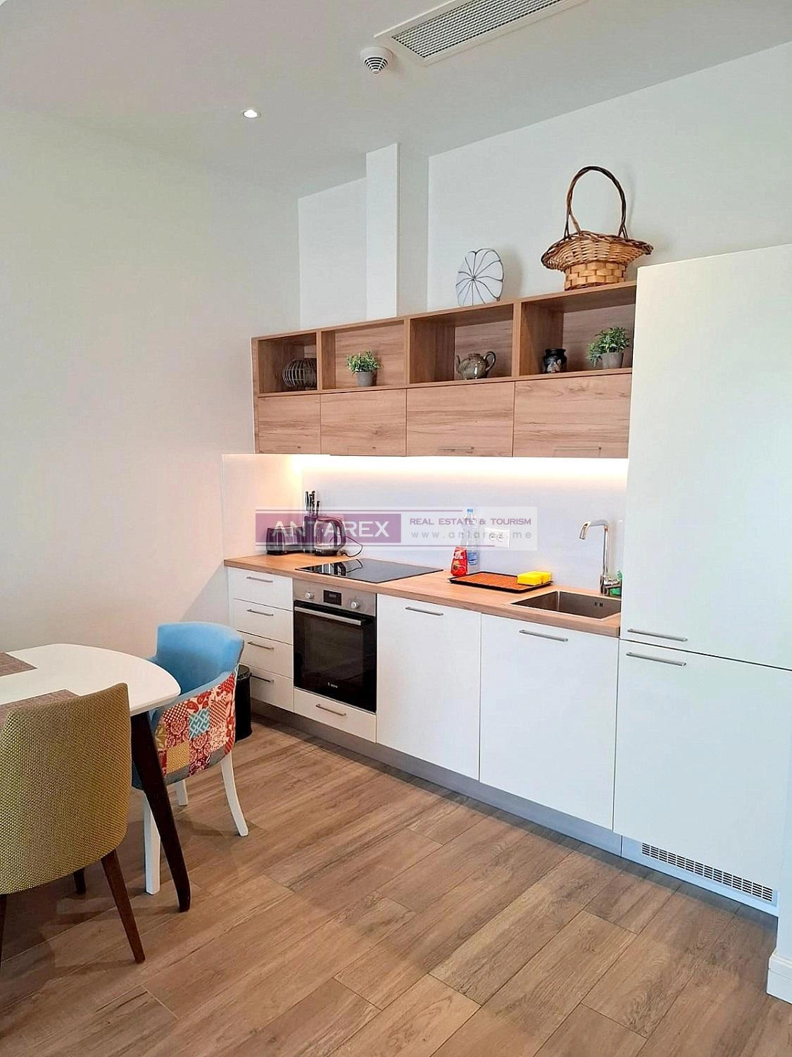 Izdavanje: Jednosoban stan 54 m² – Radovići, Tivat — fotografija 4