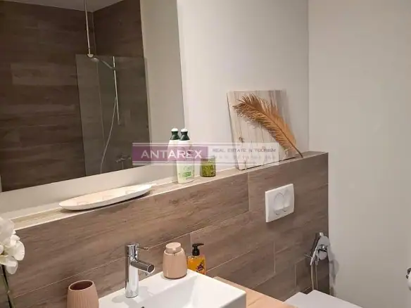 Izdavanje: Jednosoban stan 54 m² – Radovići, Tivat — fotografija 6